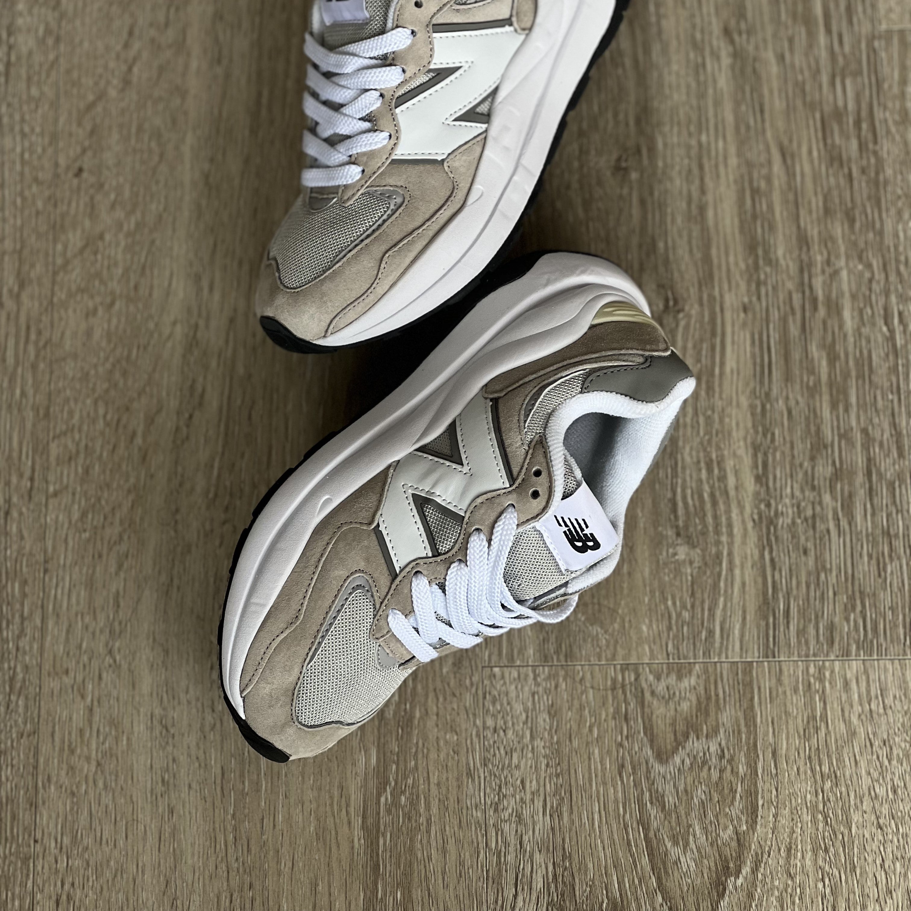 New Balance 57/40 - Beige