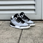 Air Jordan III / Wolf Grey