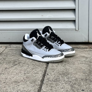 Air Jordan III / Wolf Grey