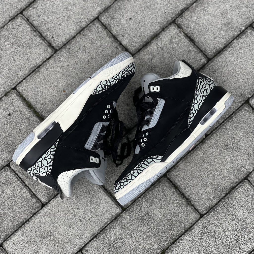 Air Jordan III / Off Noir
