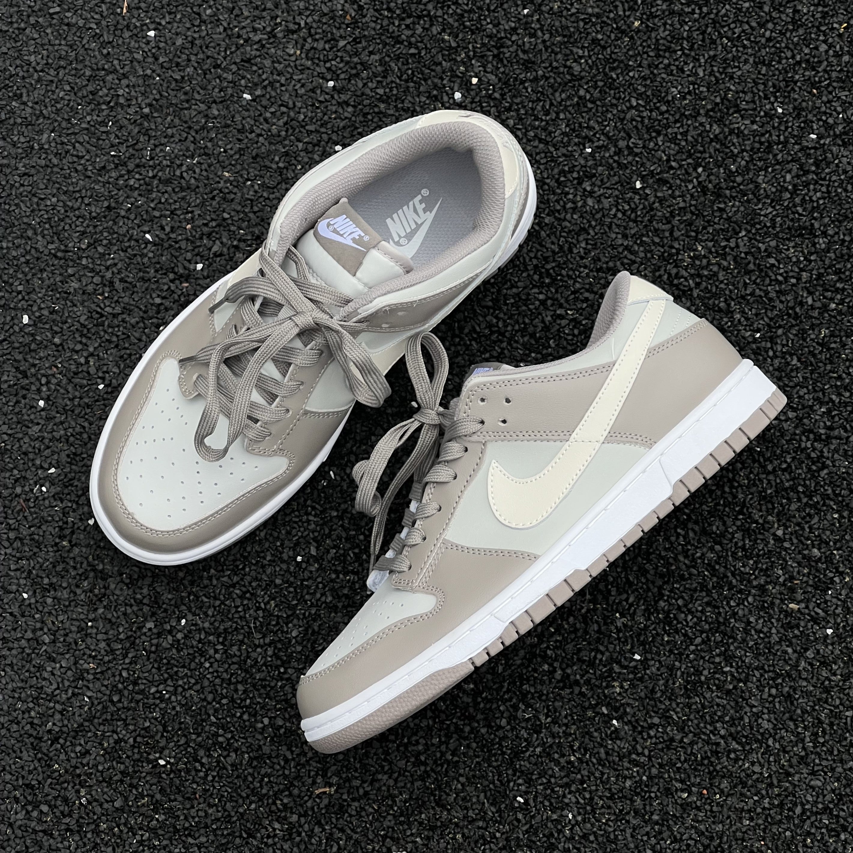 NIKE DUNK / Bone Beige - Low
