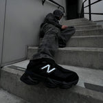 New Balance 9060 / All Black