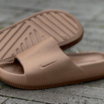 Nike Calm / Malva