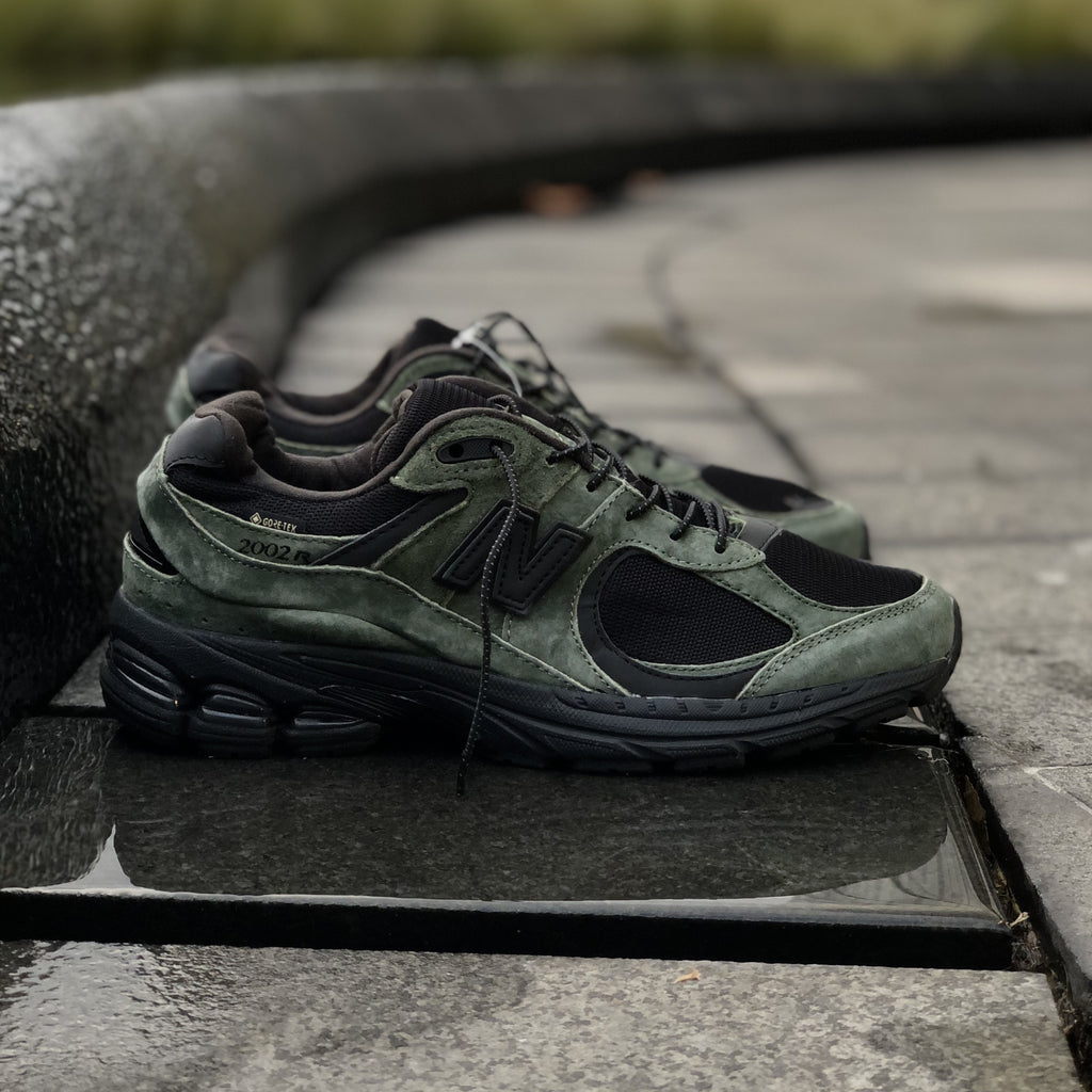 New Balance 2002R / Dark Green Jound - Goretex