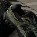 New Balance 2002R / Dark Green Jound - Goretex