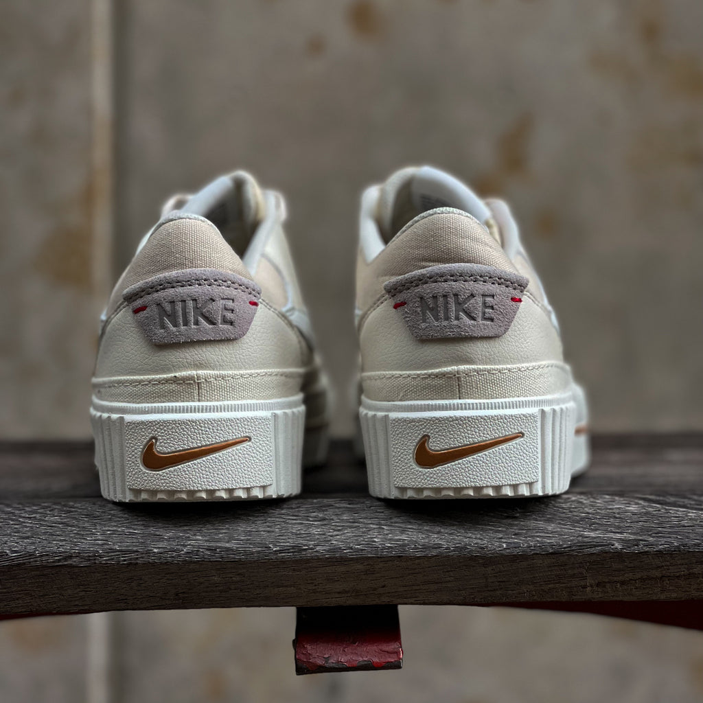Nike Court Legacy lift / Beige
