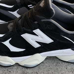 New Balance 9060 / Black White