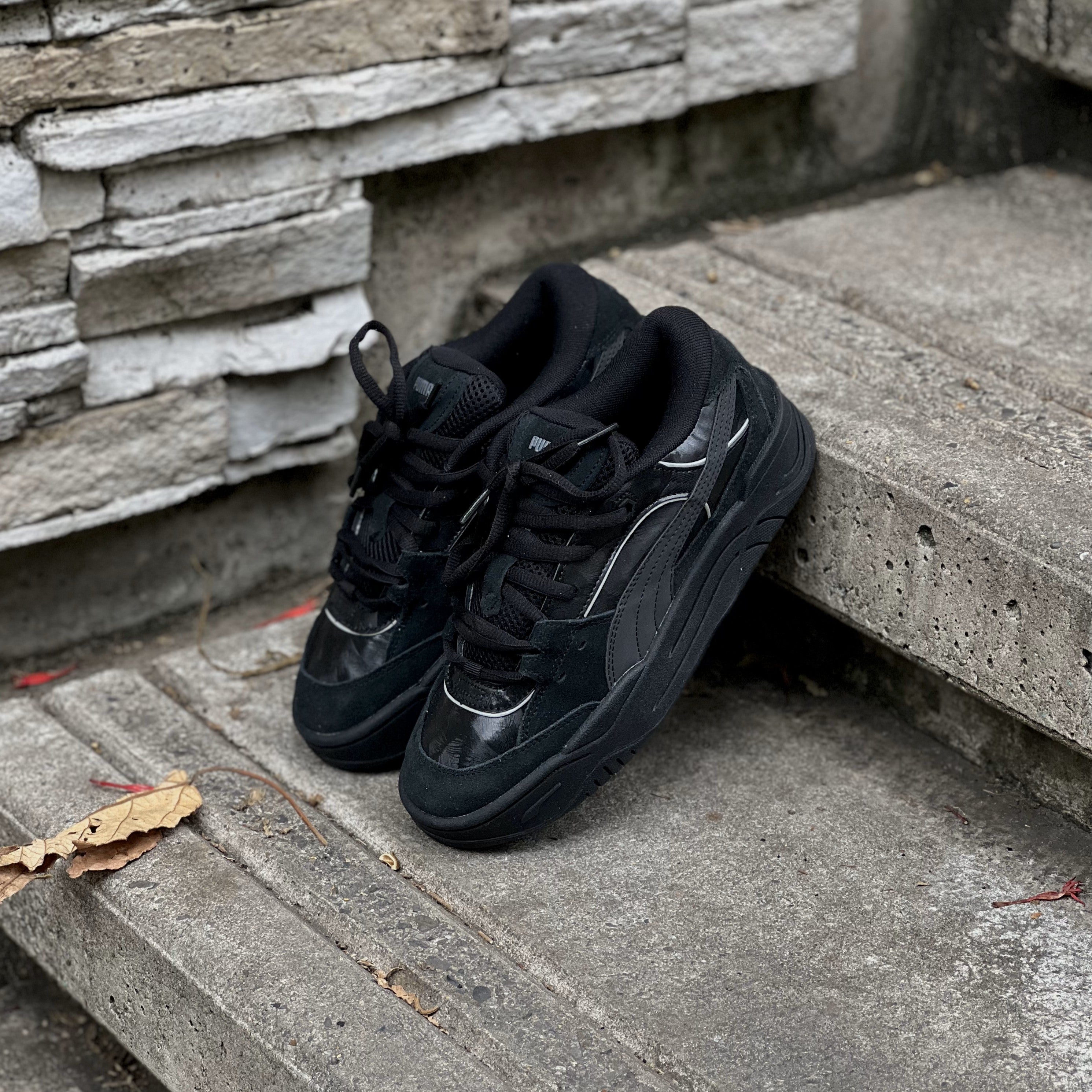 PUMA 180 / TRIPLE BLACK - BEIGE BLACK GUM
