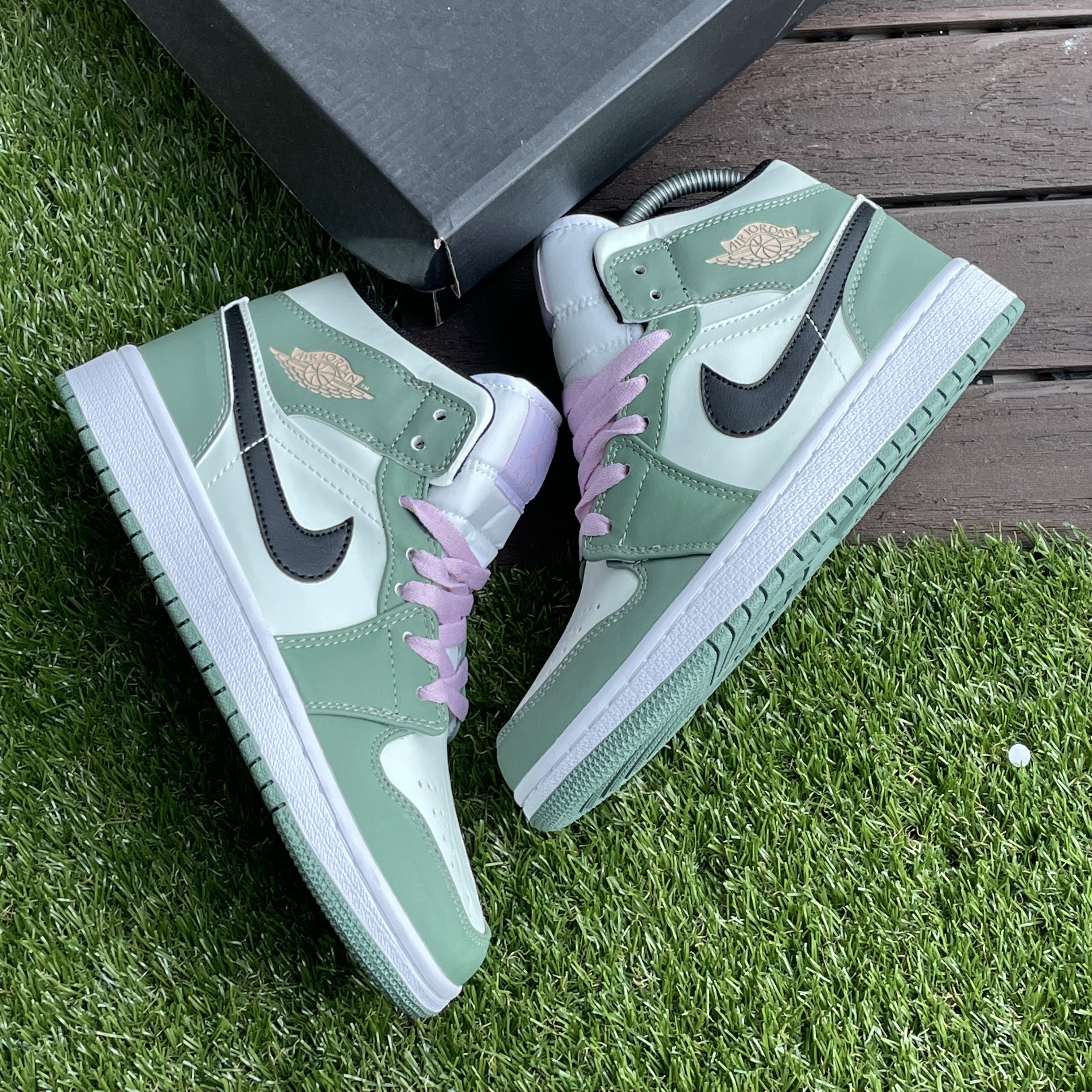 Air Jordan I / Dutch Green - Mid