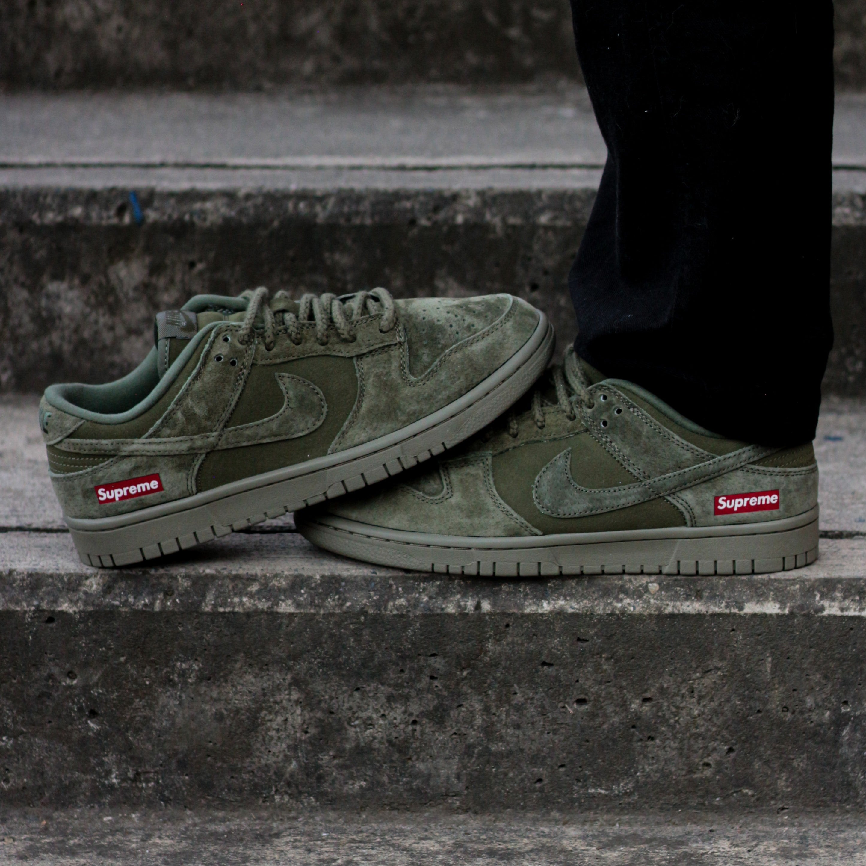 NIKE DUNK SB x SUPREME - Low