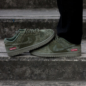 NIKE DUNK SB x SUPREME - Low