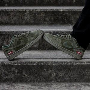 NIKE DUNK SB x SUPREME - Low