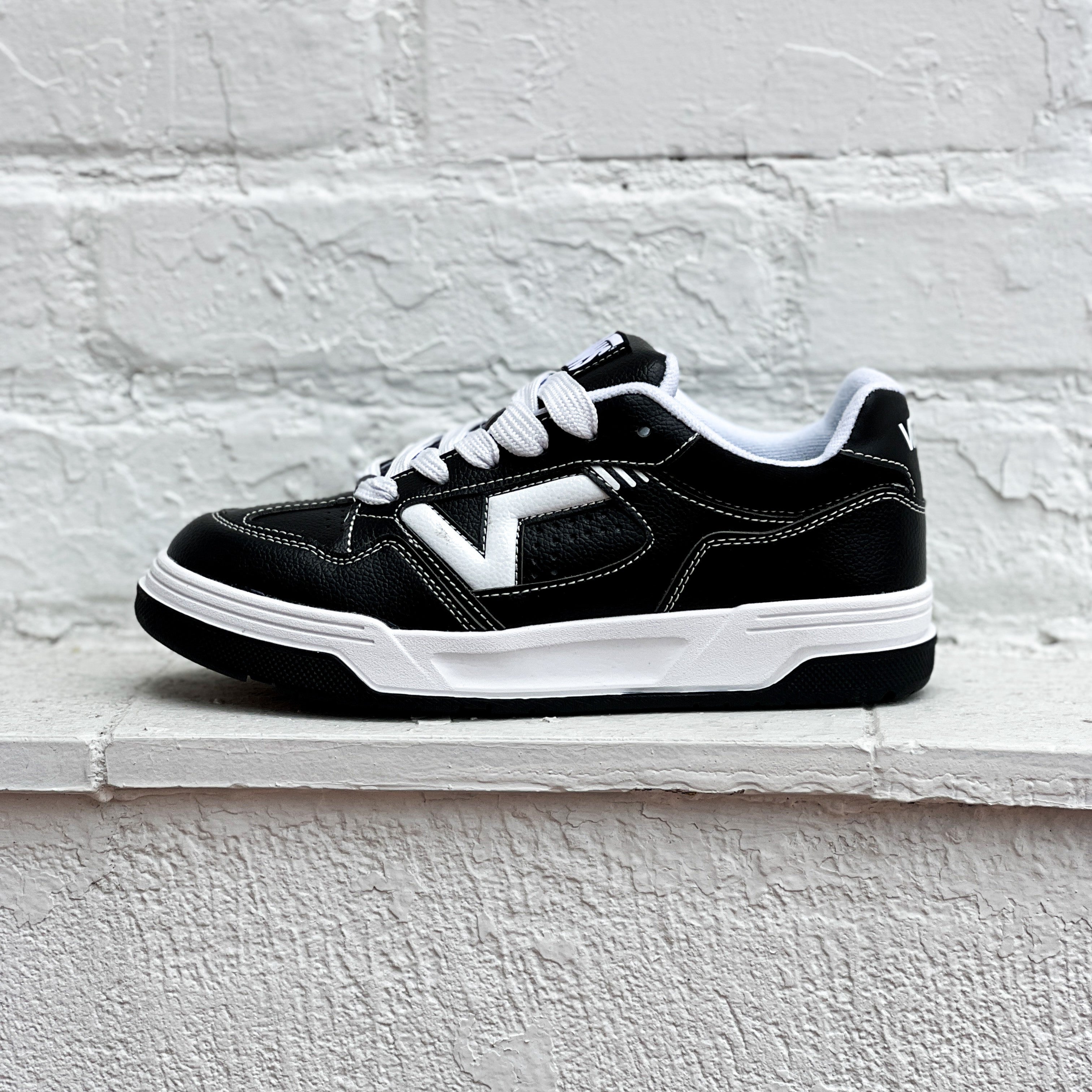 Vans Upland / Black
