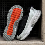 Nike Zoom Vomero 5 Roam / Black - Light Silver