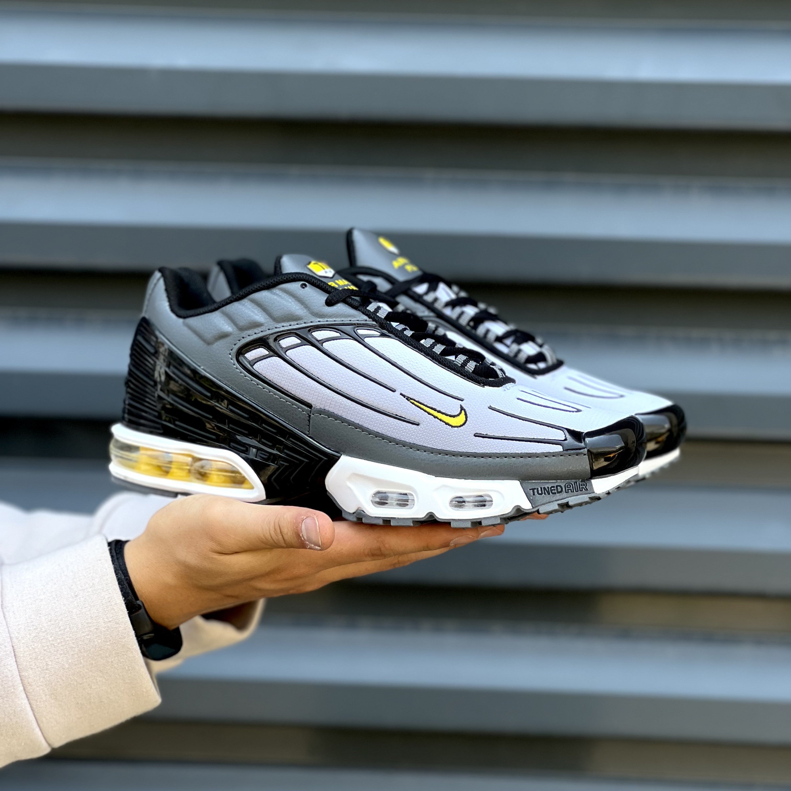 Nike Air Max Plus III TN / Carbon Grey