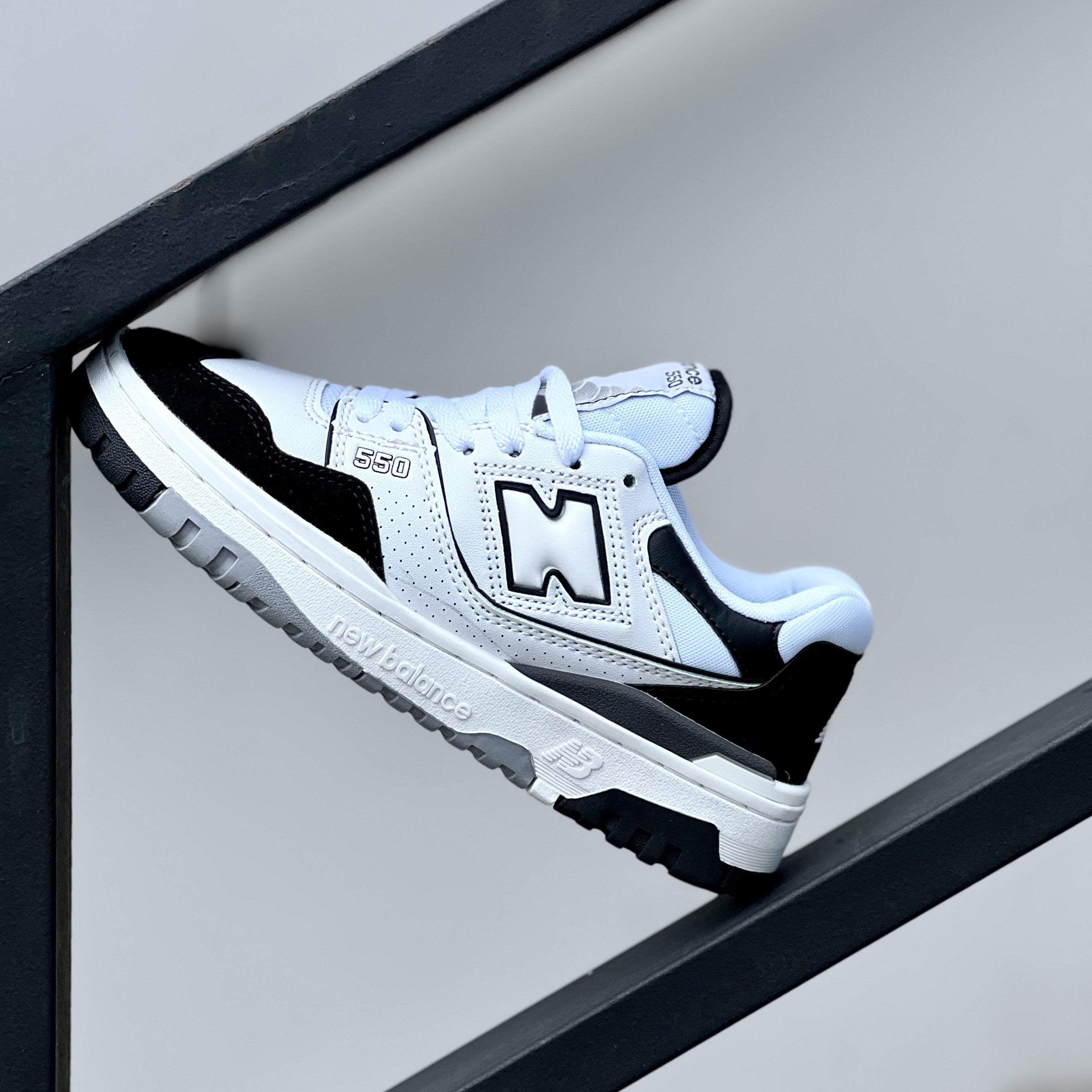 New Balance 550 / W&B