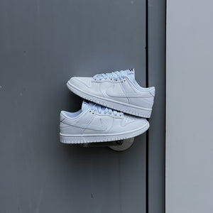 NIKE DUNK SB / Triple White - Low