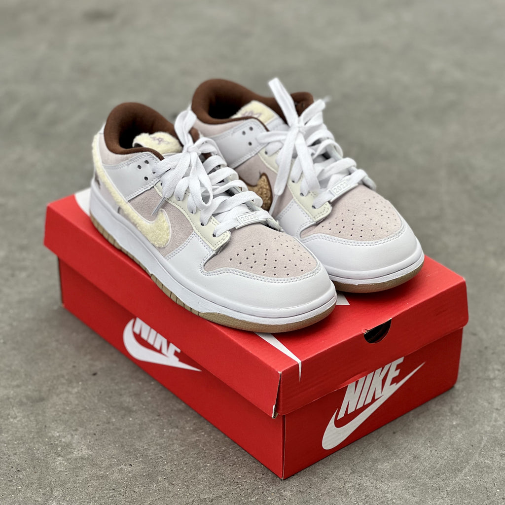 NIKE DUNK / Year of Rabbit - Low