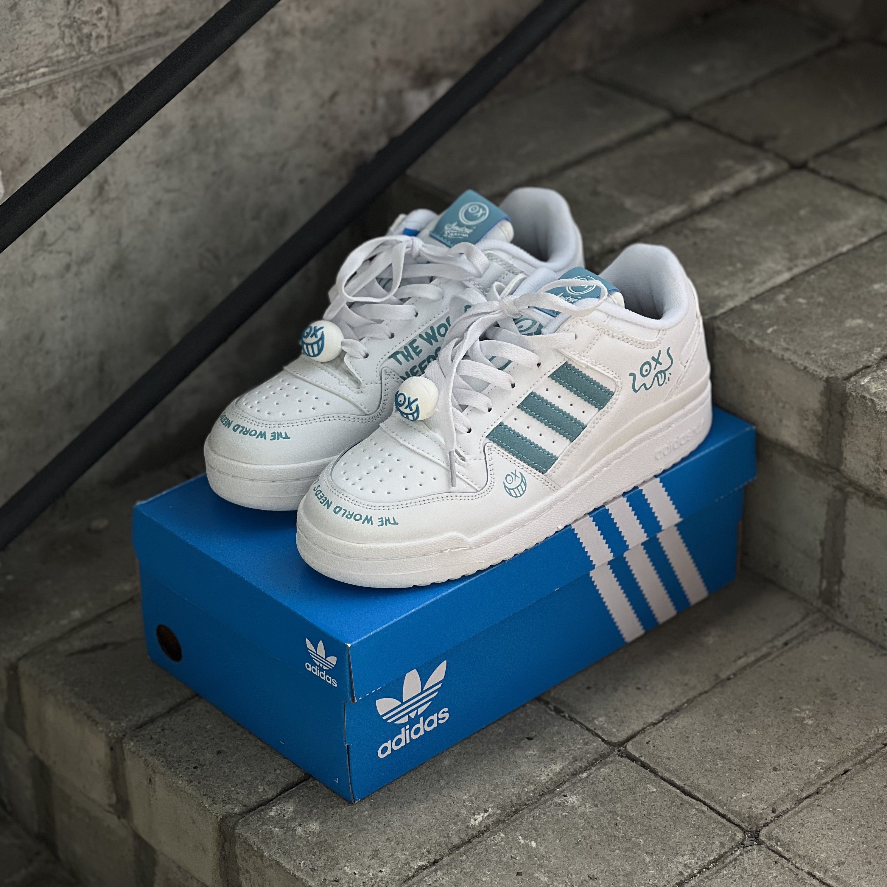 Adidas Forum / André Saraiva ‘Love Union’ - Low