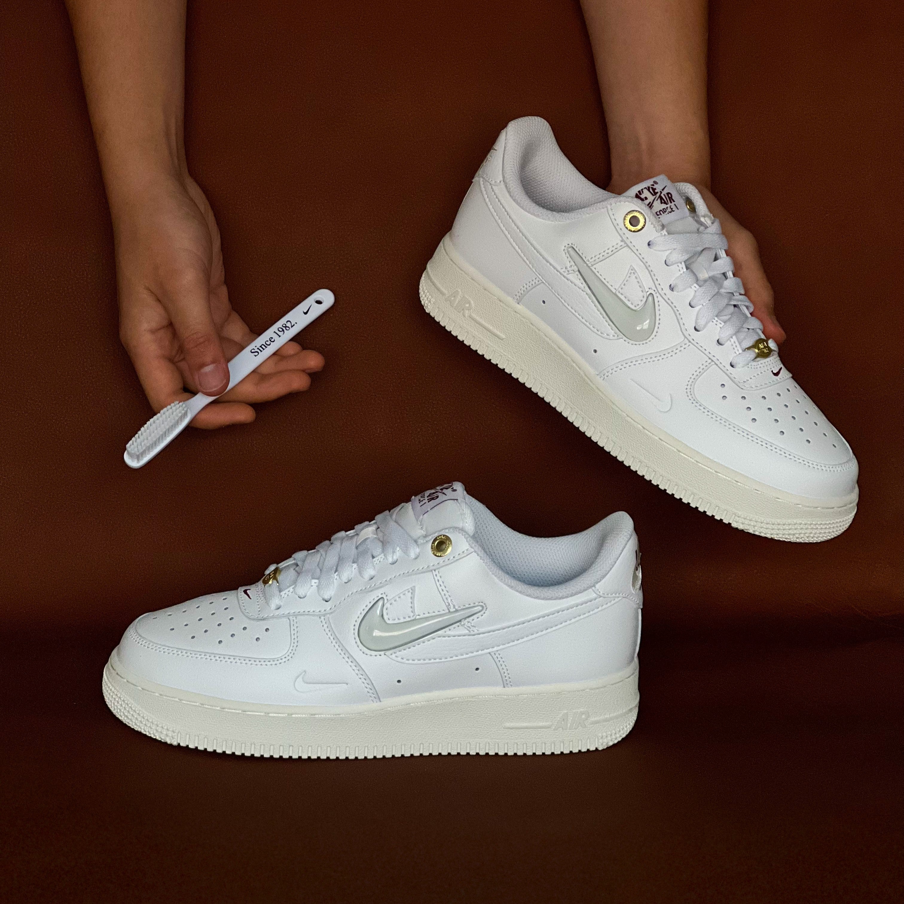 Nike Air Force 1 / Join Forces - White