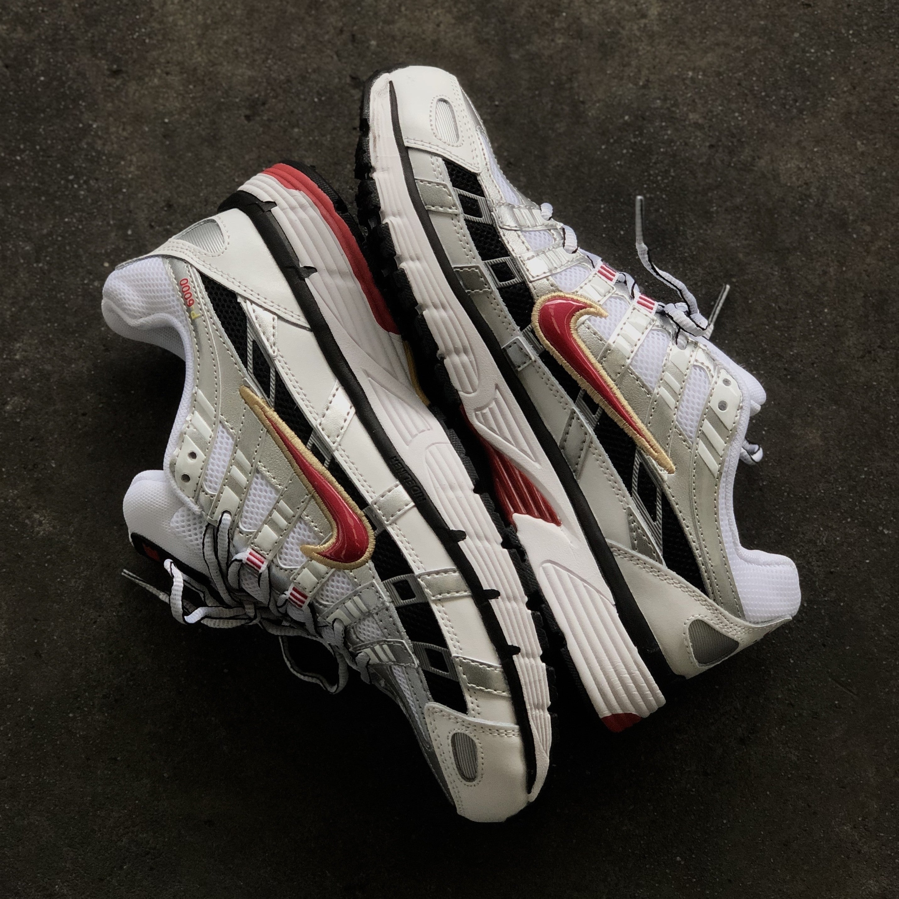 Nike P-6000 / Platinum Metallic