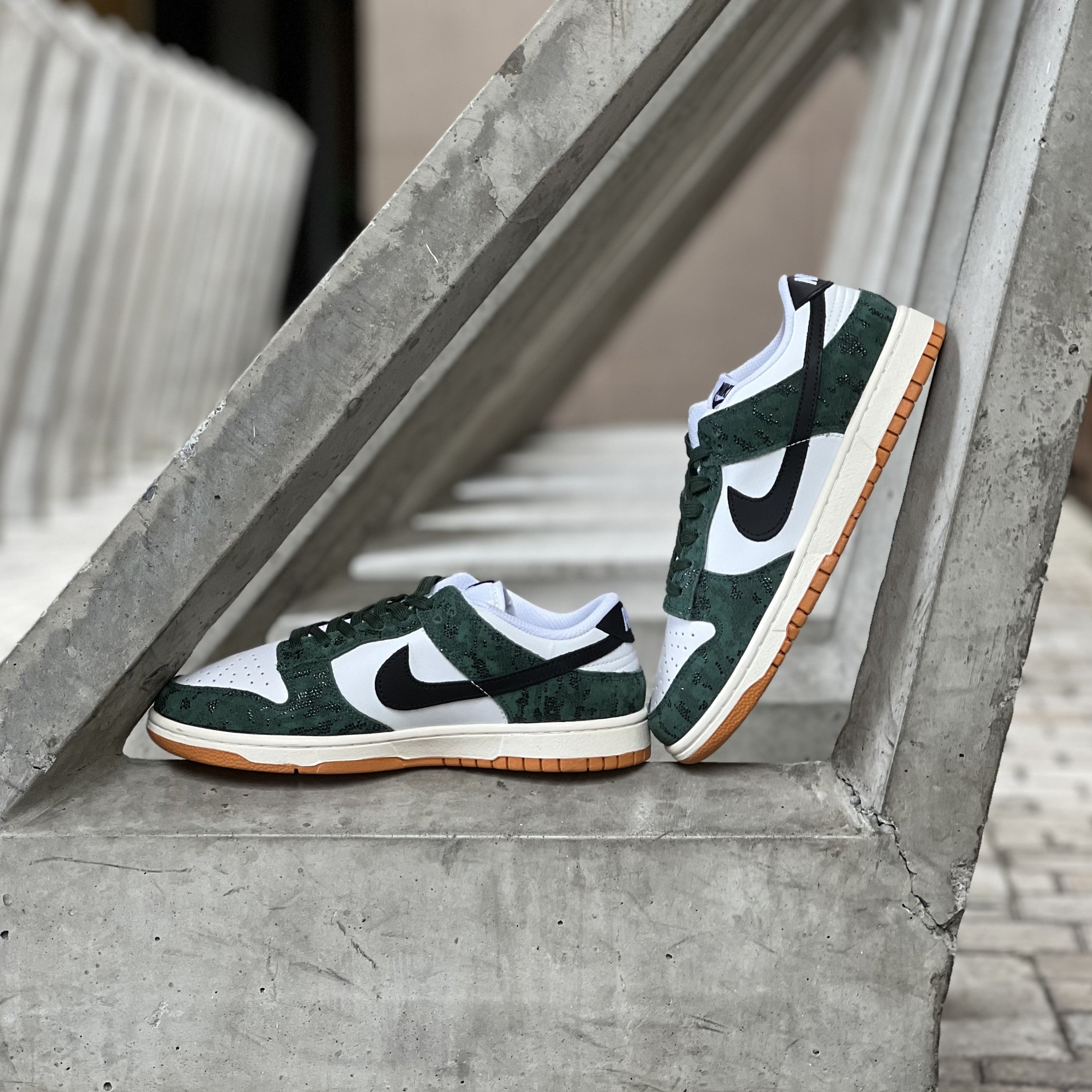 NIKE DUNK / Green Snake - Low