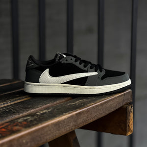 Air Jordan 1 / Travis Scott Low