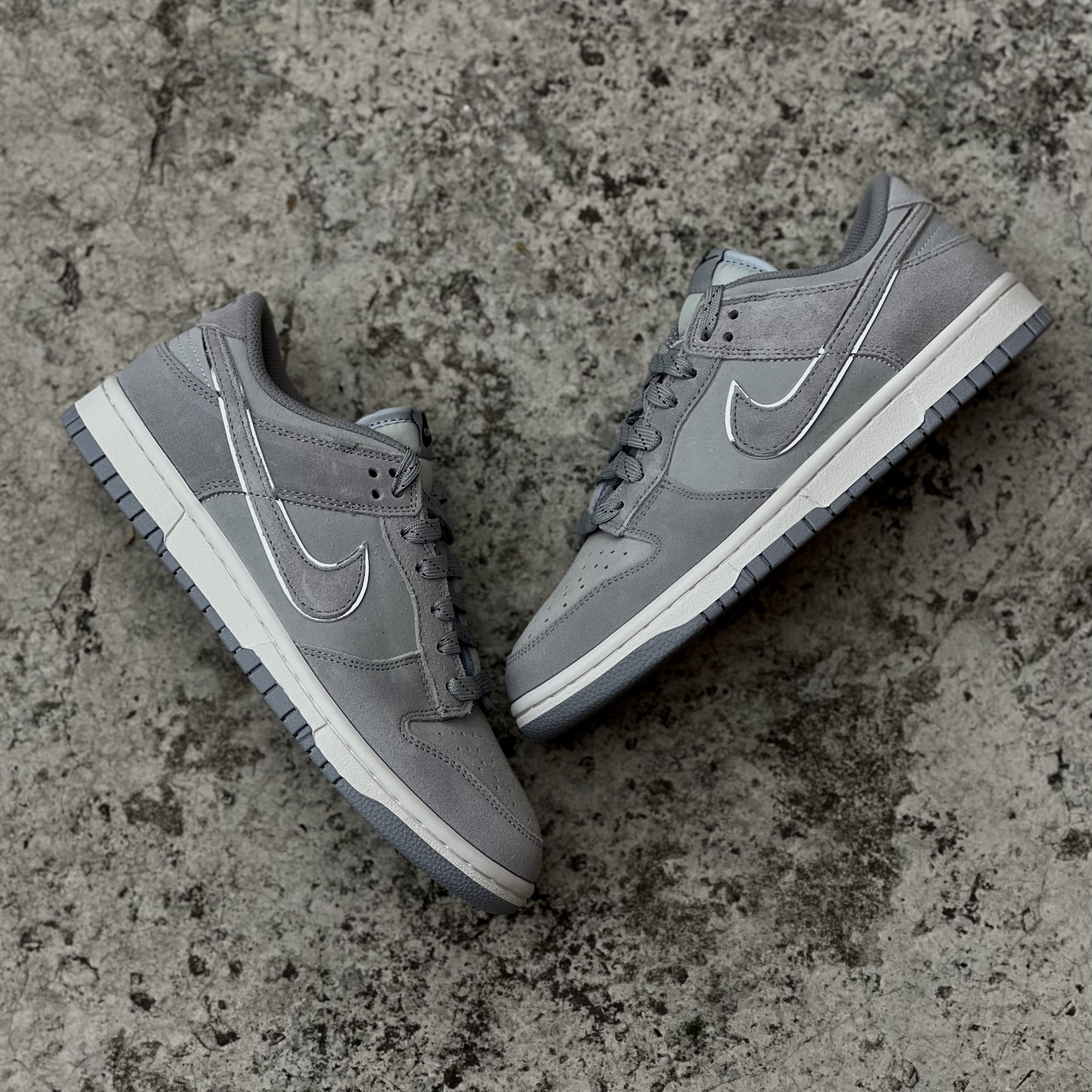 NIKE DUNK / Cool Grey x Otomo - Low