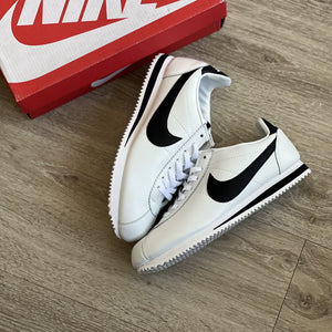 Nike Cortez / Classic W&B