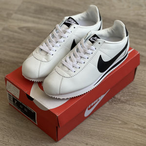 Nike Cortez / Classic W&B