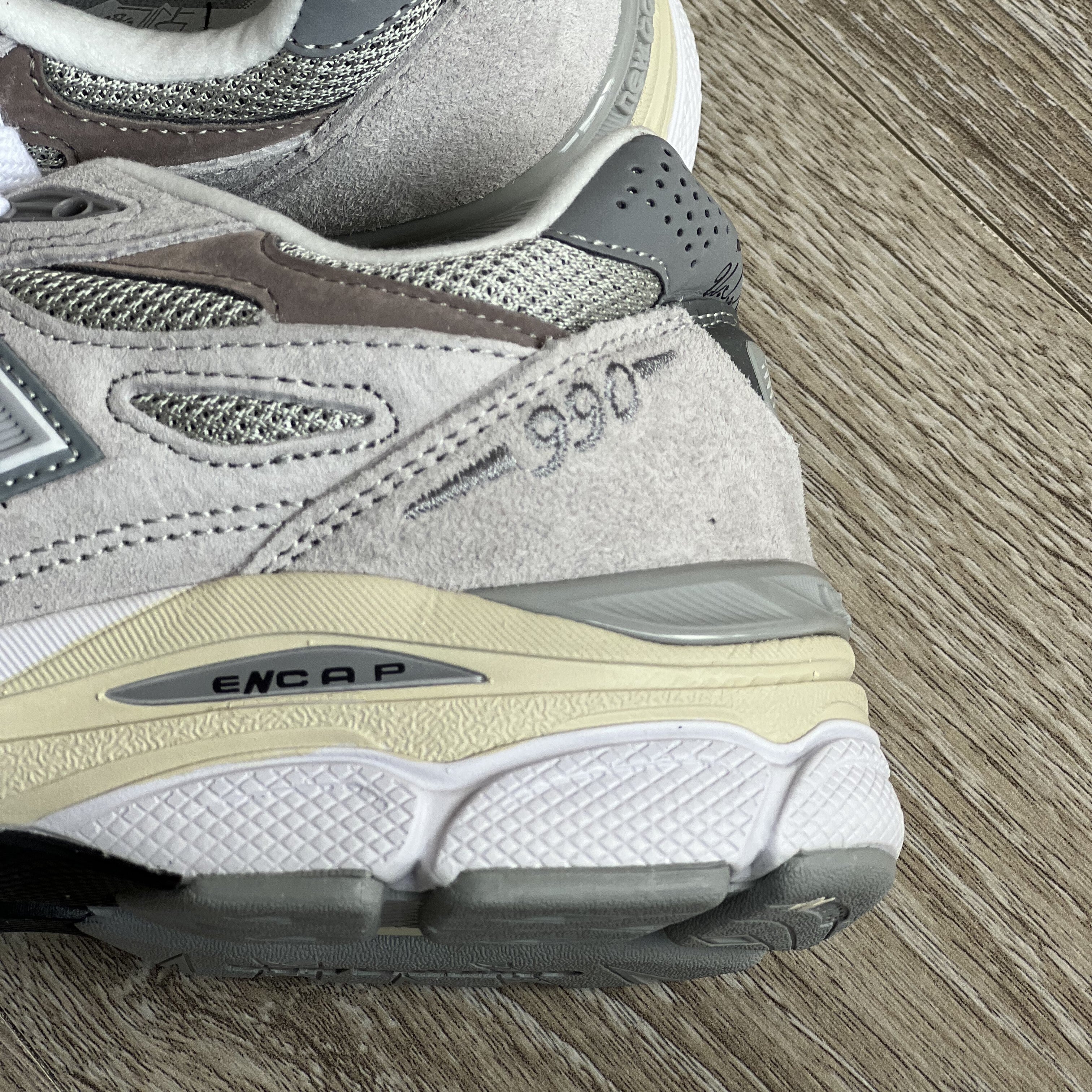 New Balance 990 / Nimbus Cloud - Teddy Santis MiUSA
