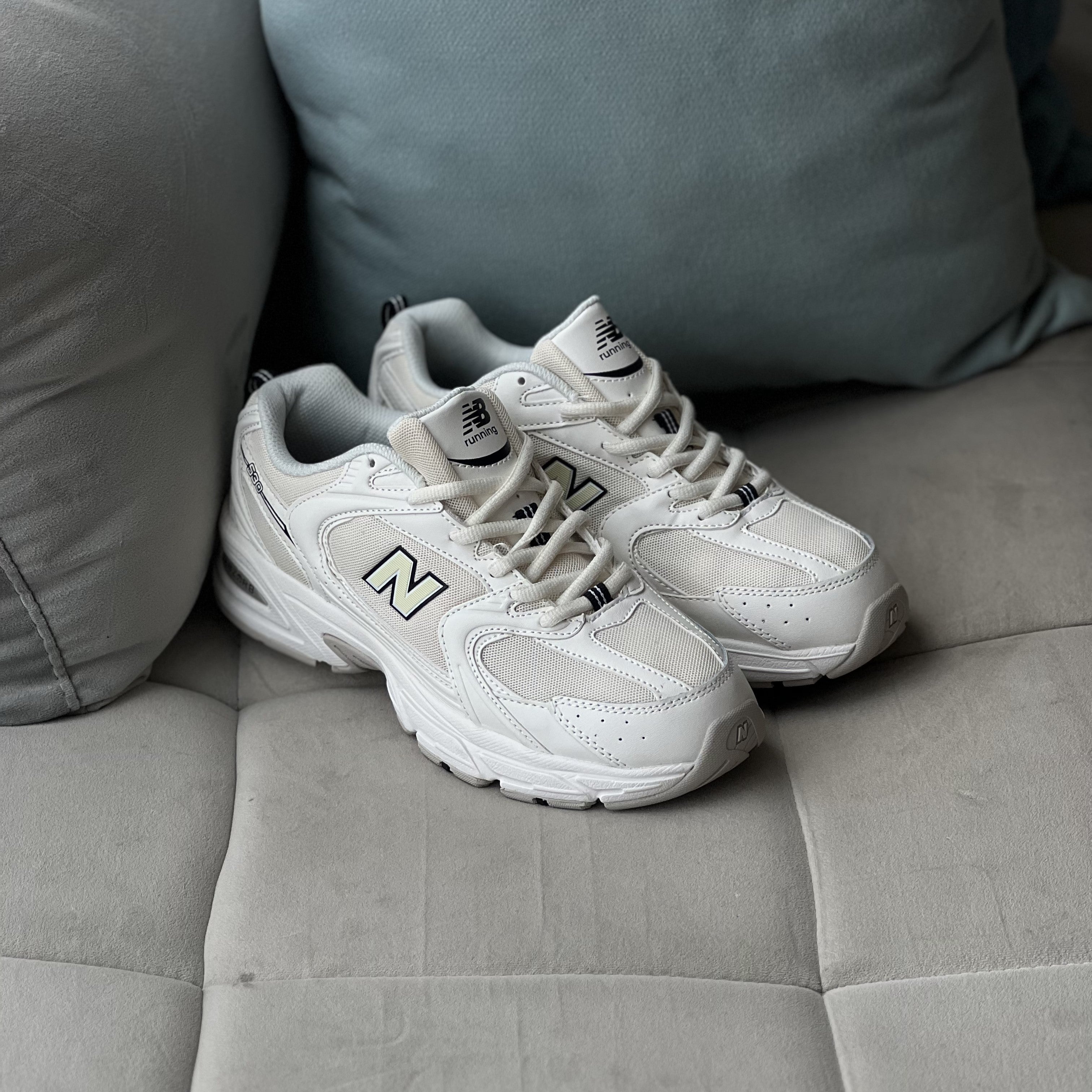New Balance 530 / Beige