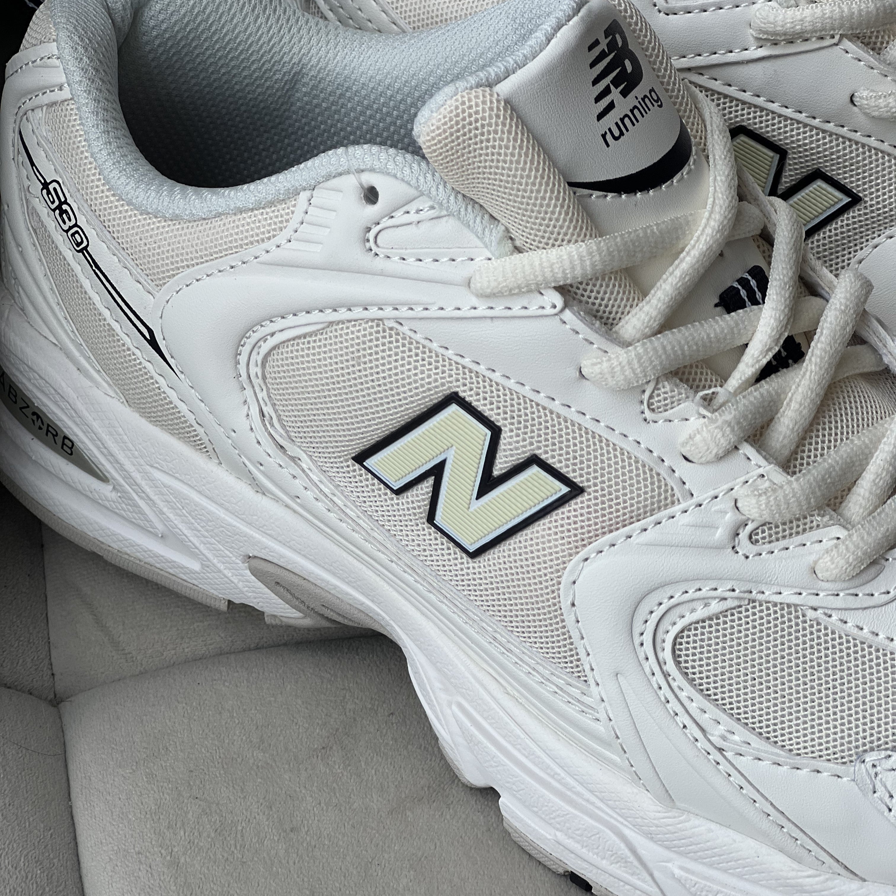 New Balance 530 / Beige