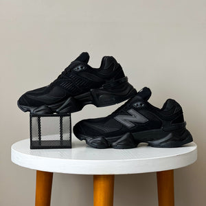 New Balance 9060 / Triple Black