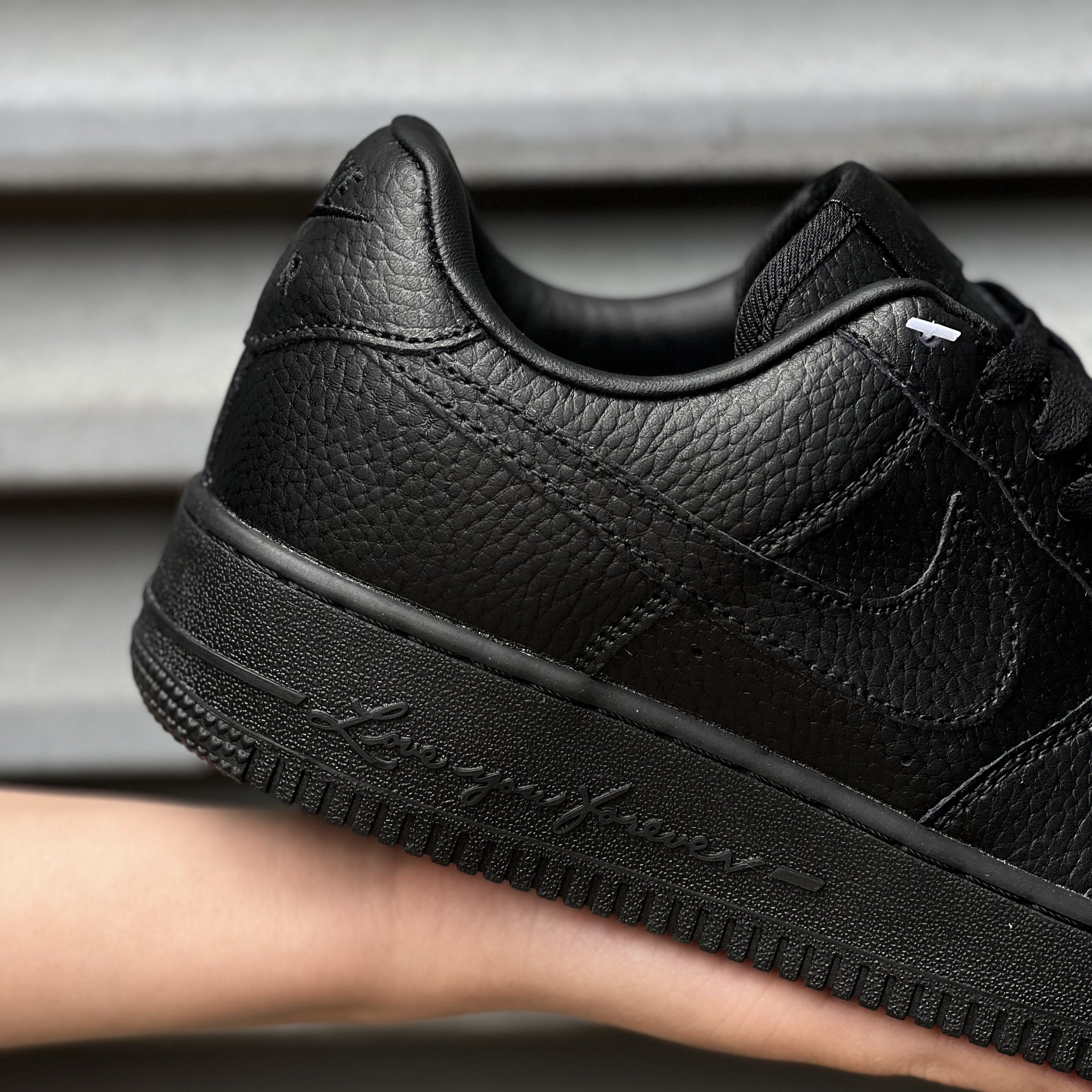 Nike Air Force 1 / Black x Drake