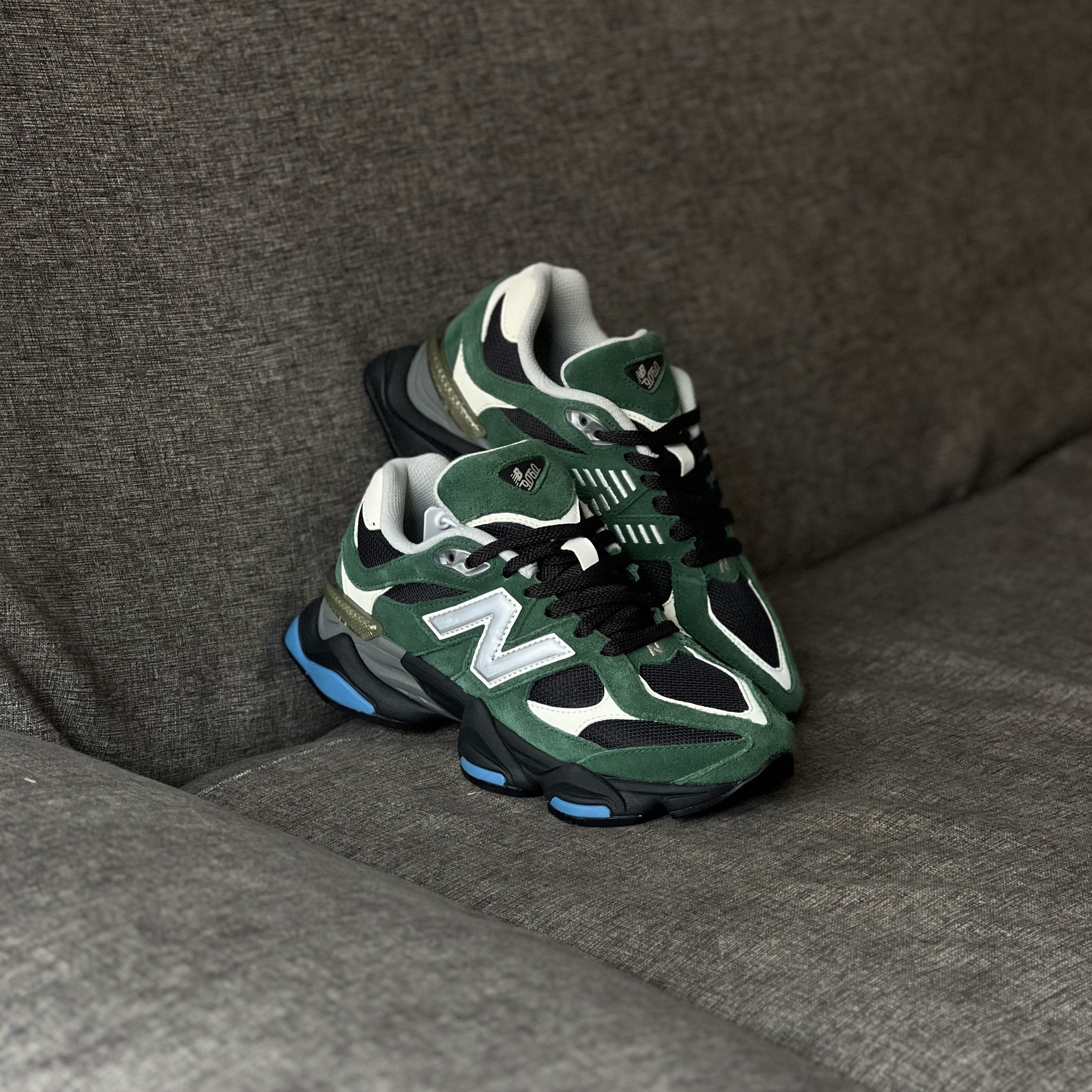 New Balance 9060 / Team Forest Green