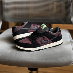 NIKE DUNK / Burgundy Crush - Fleece Pack - Low
