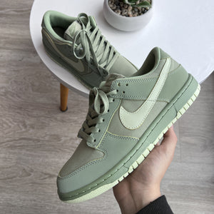 NIKE DUNK / Olive Green Aura - Low