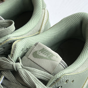 NIKE DUNK / Olive Green Aura - Low