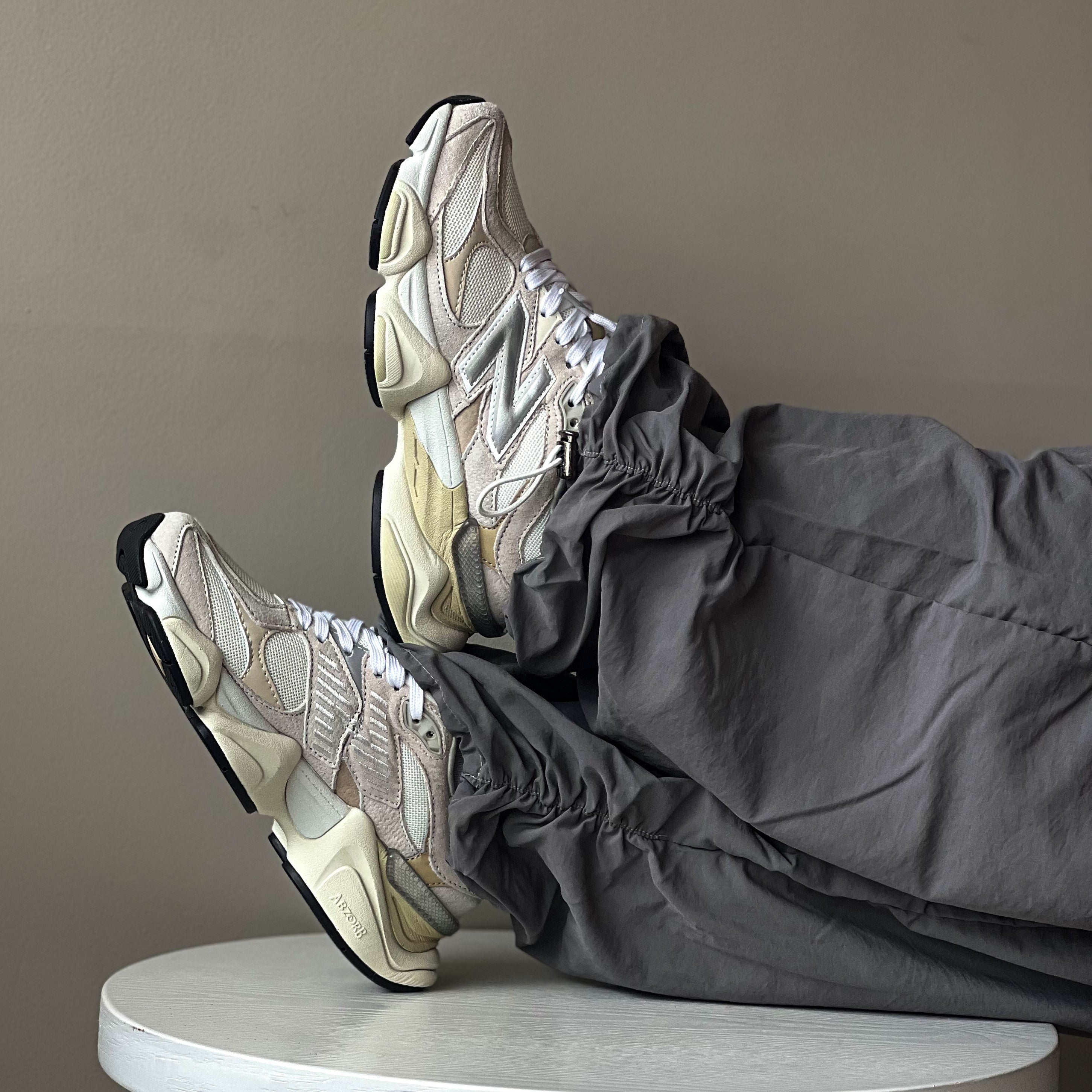 New Balance 9060 / Beige