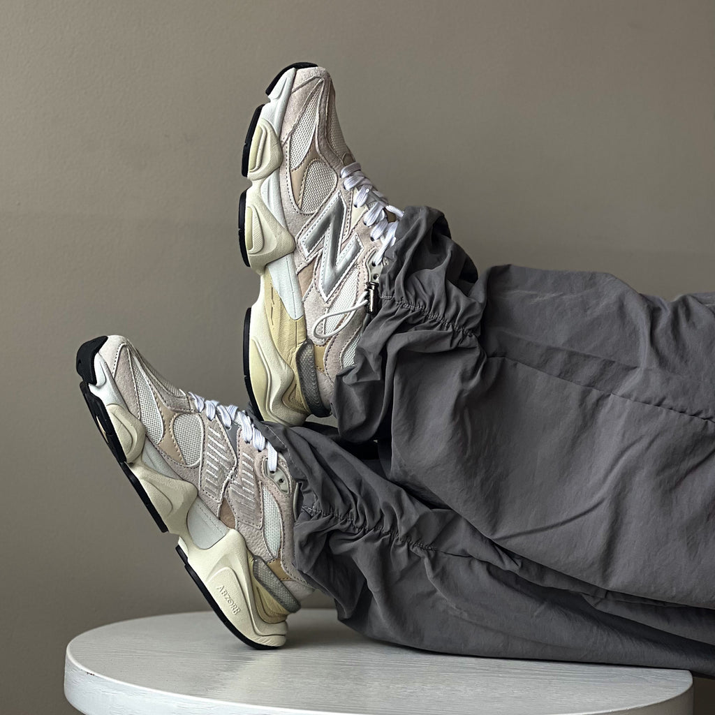 New Balance 9060 / Beige