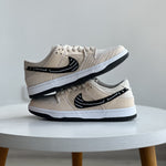 NIKE DUNK SB / Albino & Preto - Low