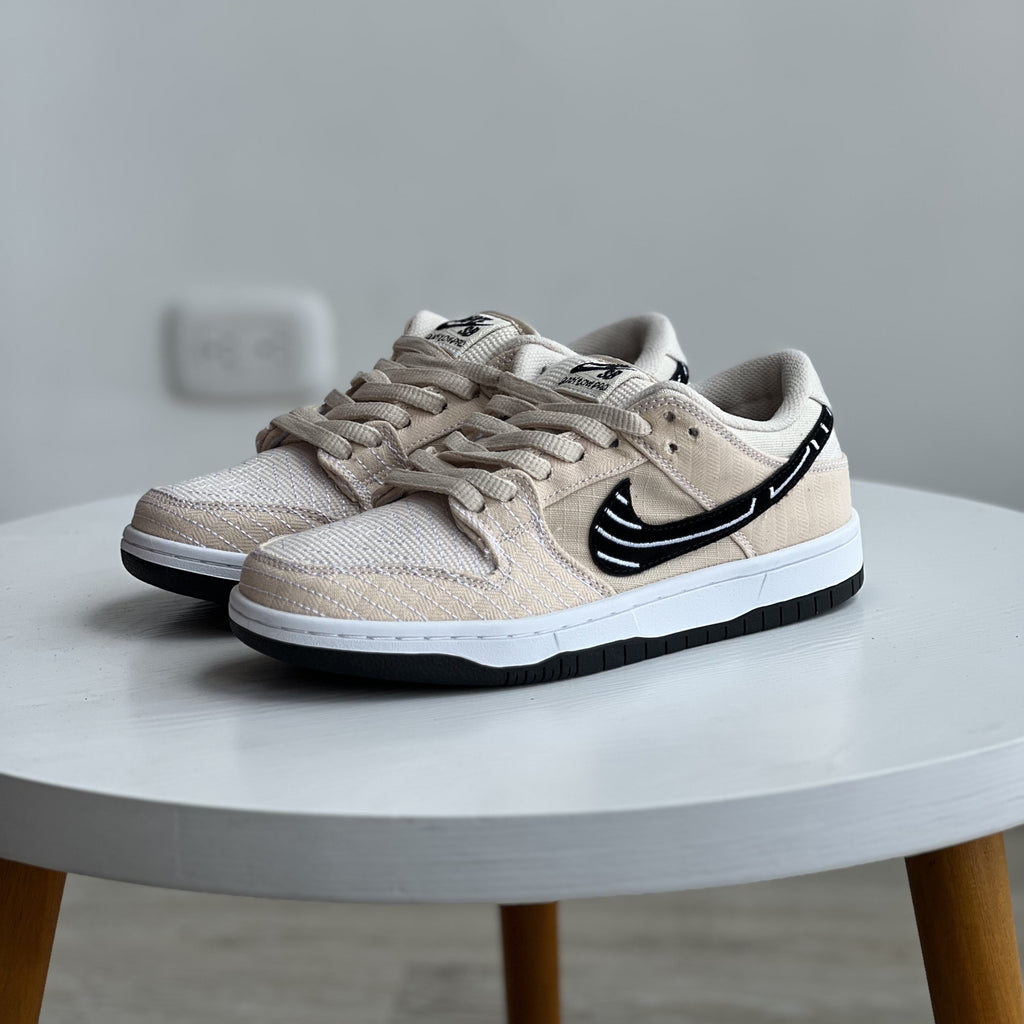NIKE DUNK SB / Albino & Preto - Low