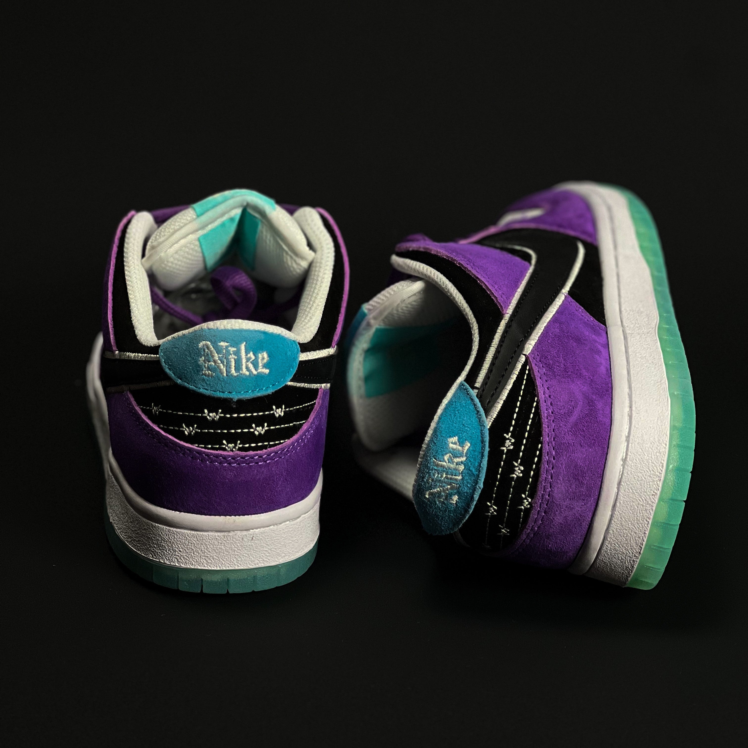 NIKE DUNK SB / Hayley Wilson “Court Purple”