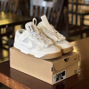 NIKE DUNK Remastered / Photon Dust - Low