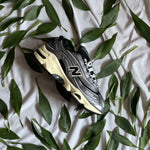 New Balance 1000 / Silver Metallic