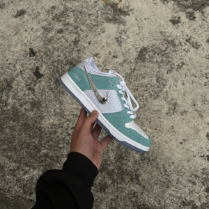 NIKE DUNK / April - Low