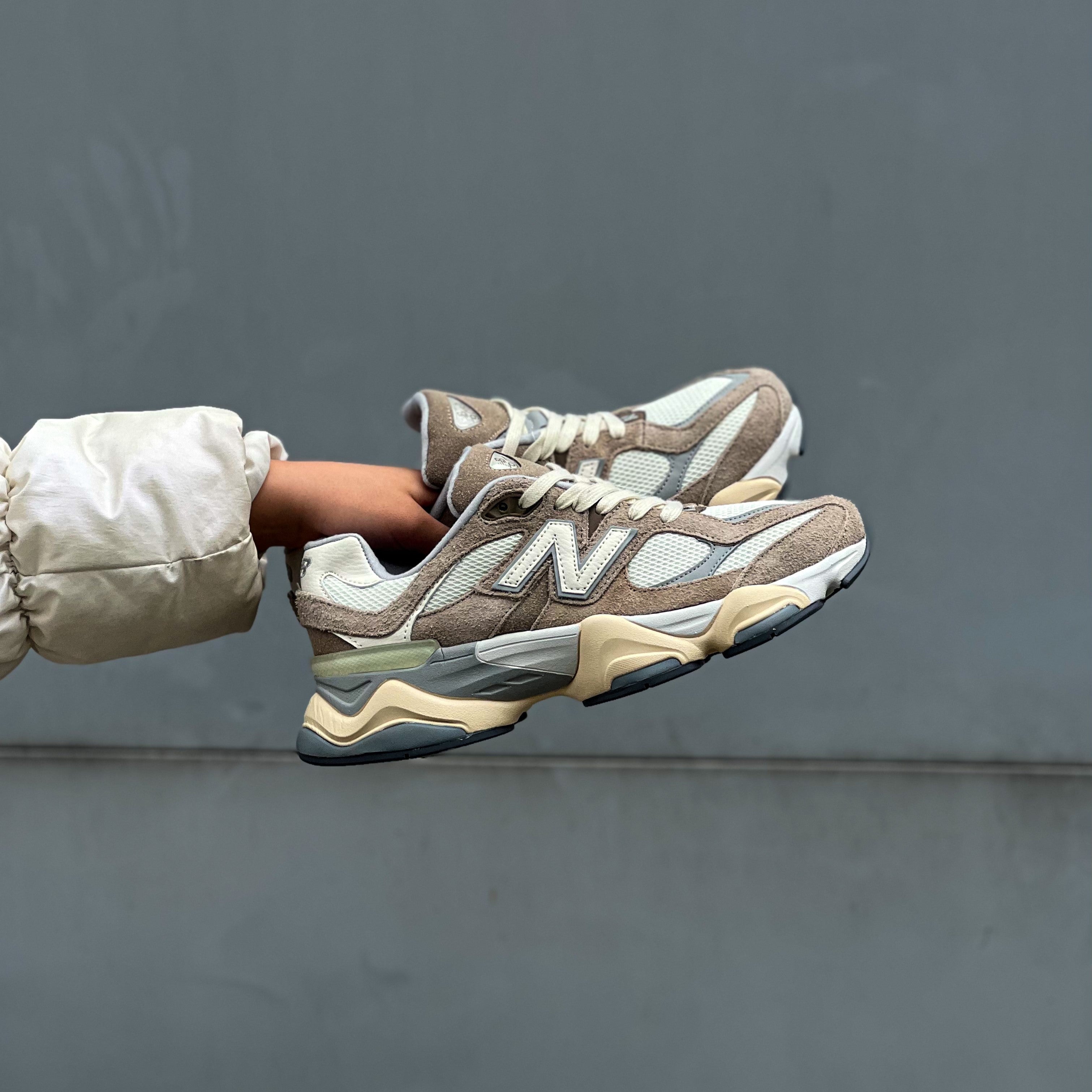 New Balance 9060 / Drift wood