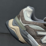 New Balance 9060 / Drift wood