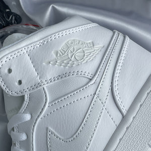 Air Jordan I / Triple White - Mid